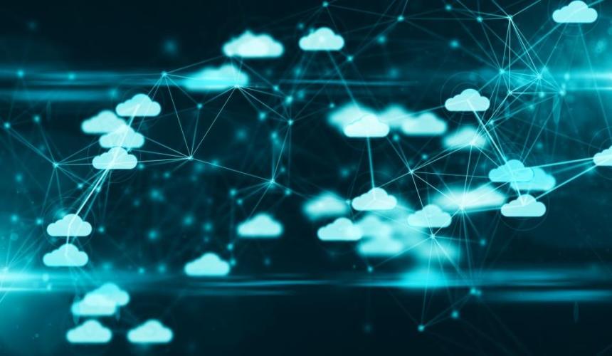 Governments should adopt hybrid cloud strategies