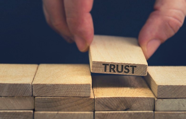 Govt seen as less trustworthy than business