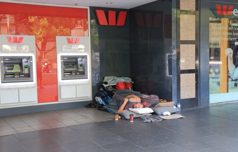 DHHS slammed for bungling homelessness plan