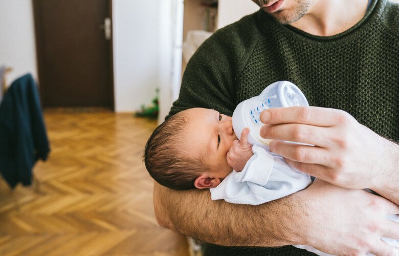 Public sector dads now eligible for equal parental leave