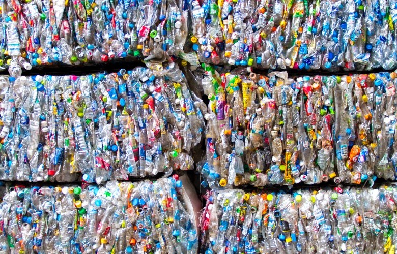 Think tank calls for tax on plastic