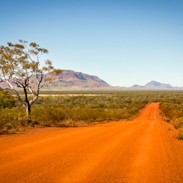 Digitally connecting remote Australia